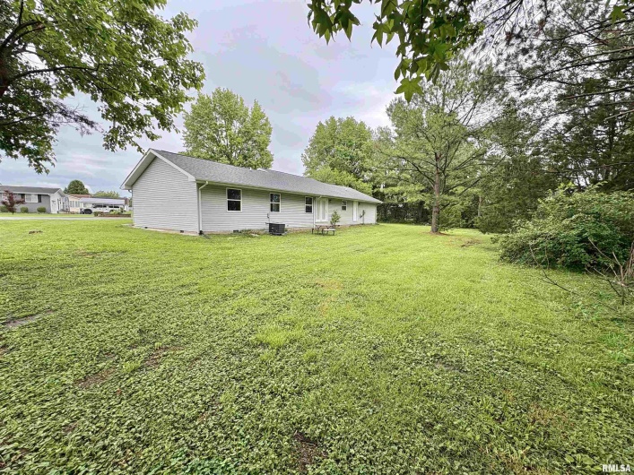 910 FAIRLANE Drive, Marion, Illinois 62959, 6 Bedrooms Bedrooms, 0 ,3 BathroomsBathrooms,Residential,For Sale,FAIRLANE,0,RMAEB458108