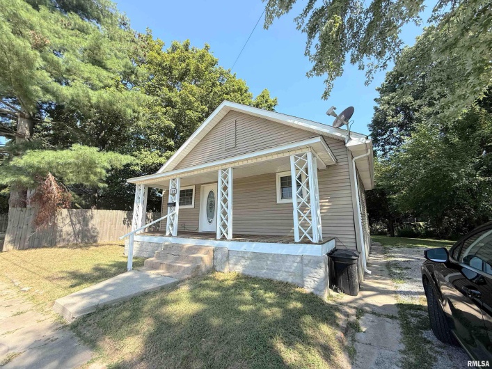 1117 CHERRY Street, Herrin, Illinois 62948, 2 Bedrooms Bedrooms, 0 ,1 BathroomBathrooms,Residential,For Sale,CHERRY,0,RMAEB459268