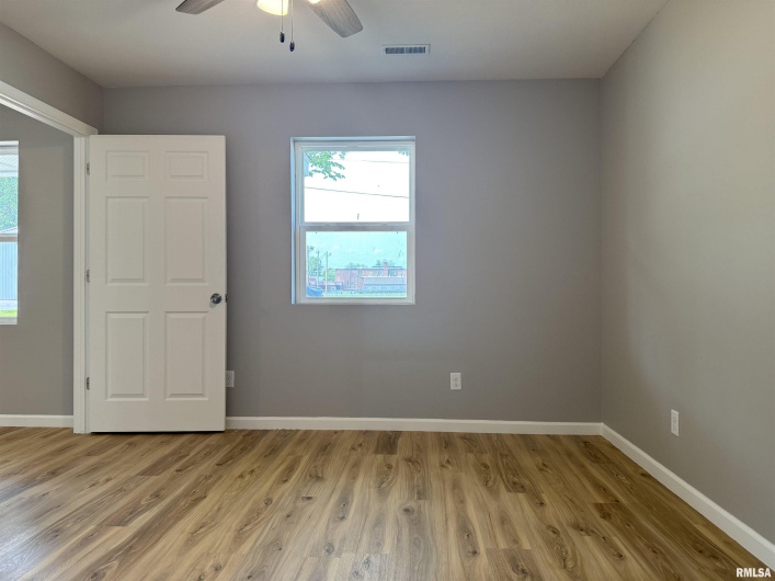 1609 CHESTNUT Street, Marion, Illinois 62959, 2 Bedrooms Bedrooms, 0 ,2 BathroomsBathrooms,Residential,For Sale,CHESTNUT,0,RMAQC4263935