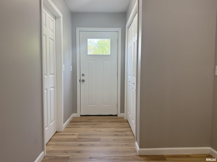 1609 CHESTNUT Street, Marion, Illinois 62959, 2 Bedrooms Bedrooms, 0 ,2 BathroomsBathrooms,Residential,For Sale,CHESTNUT,0,RMAQC4263935