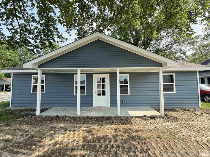 1609 CHESTNUT Street, Marion, Illinois 62959, 2 Bedrooms Bedrooms, 0 ,2 BathroomsBathrooms,Residential,For Sale,CHESTNUT,0,RMAQC4263935