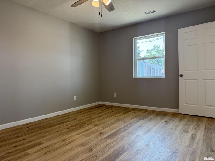 1609 CHESTNUT Street, Marion, Illinois 62959, 2 Bedrooms Bedrooms, 0 ,2 BathroomsBathrooms,Residential,For Sale,CHESTNUT,0,RMAQC4263935