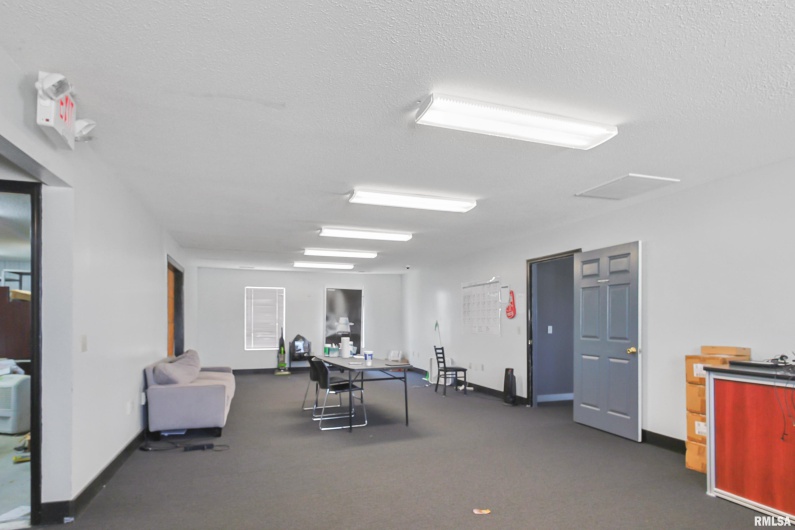 618 COMMERCIAL Street, Harrisburg, Illinois 62946, 0 , 0 ,0,Commercial Sale,For Sale,COMMERCIAL,0,RMAEB459274