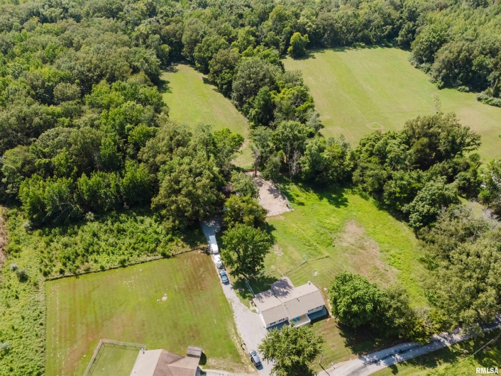 315 LIGHTHOUSE Road, Harrisburg, Illinois 62946, 3 Bedrooms Bedrooms, 0 ,2 BathroomsBathrooms,Residential,For Sale,LIGHTHOUSE,0,RMAEB459273
