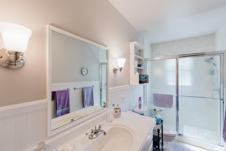 315 LIGHTHOUSE Road, Harrisburg, Illinois 62946, 3 Bedrooms Bedrooms, 0 ,2 BathroomsBathrooms,Residential,For Sale,LIGHTHOUSE,0,RMAEB459273