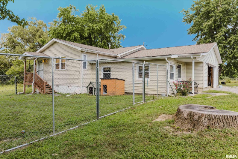 315 LIGHTHOUSE Road, Harrisburg, Illinois 62946, 3 Bedrooms Bedrooms, 0 ,2 BathroomsBathrooms,Residential,For Sale,LIGHTHOUSE,0,RMAEB459273