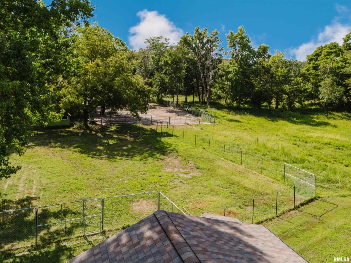 315 LIGHTHOUSE Road, Harrisburg, Illinois 62946, 3 Bedrooms Bedrooms, 0 ,2 BathroomsBathrooms,Residential,For Sale,LIGHTHOUSE,0,RMAEB459273