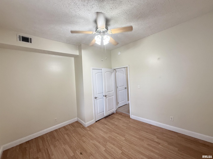 304 COLLEGE Street, Carbondale, Illinois 62901, 0 , 0 ,0,Residential Income,For Sale,COLLEGE,0,RMAEB459284