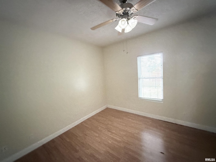 304 COLLEGE Street, Carbondale, Illinois 62901, 0 , 0 ,0,Residential Income,For Sale,COLLEGE,0,RMAEB459284