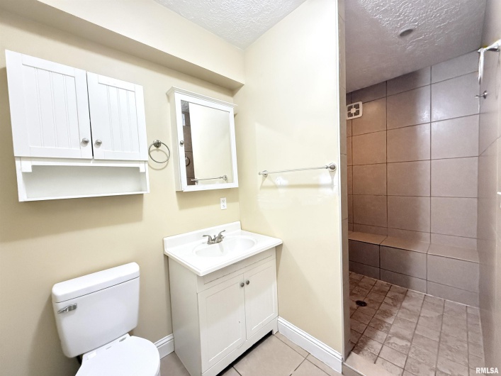 304 COLLEGE Street, Carbondale, Illinois 62901, 0 , 0 ,0,Residential Income,For Sale,COLLEGE,0,RMAEB459284