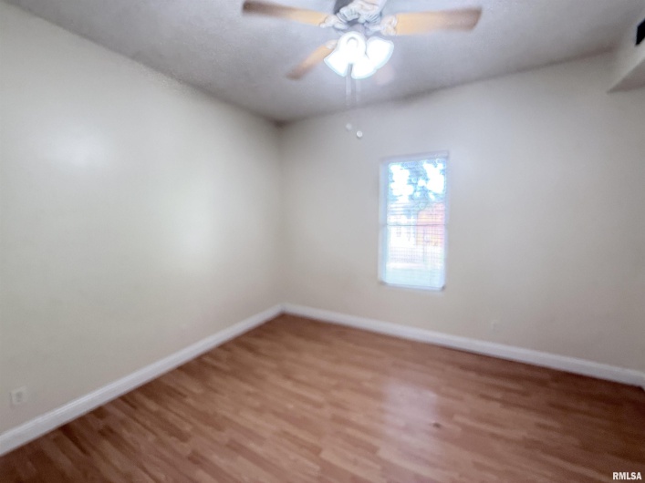 304 COLLEGE Street, Carbondale, Illinois 62901, 0 , 0 ,0,Residential Income,For Sale,COLLEGE,0,RMAEB459284