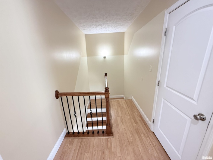 304 COLLEGE Street, Carbondale, Illinois 62901, 0 , 0 ,0,Residential Income,For Sale,COLLEGE,0,RMAEB459284