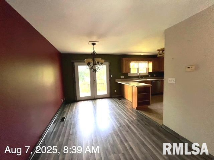 116 EVERGREEN Drive, Anna, Illinois 62905, 3 Bedrooms Bedrooms, 0 ,3 BathroomsBathrooms,Residential,For Sale,EVERGREEN,0,RMAEB459287