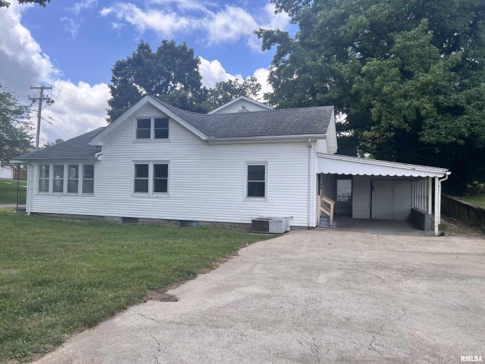 307 MORGAN Street, Anna, Illinois 62906, 2 Bedrooms Bedrooms, 0 ,1 BathroomBathrooms,Residential,For Sale,MORGAN,0,RMAQC4266441