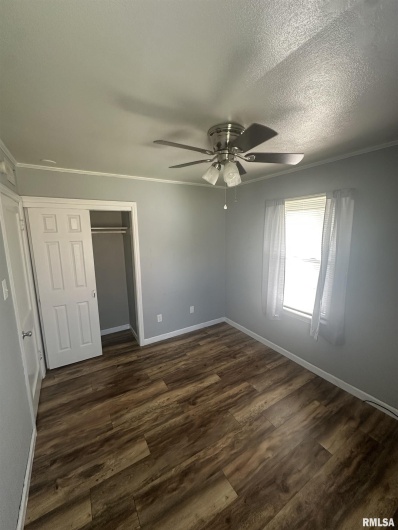 520 DAVIS Street, Carbondale, Illinois 62901, 2 Bedrooms Bedrooms, 0 ,1 BathroomBathrooms,Residential,For Sale,DAVIS,0,RMAQC4266463