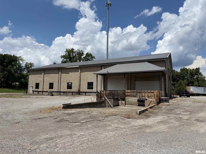 300 Longstreet Road, Marion, Illinois 62959, 0 , 0 ,0,Commercial Lease,For Sale,Longstreet,0,RMAEB459299