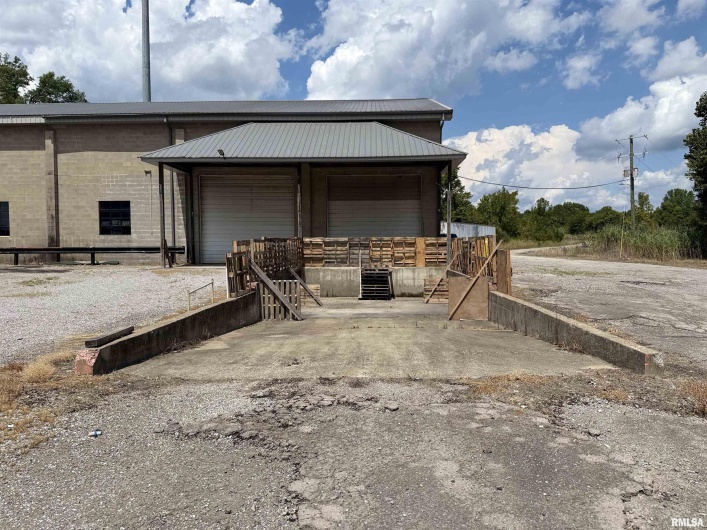 300 Longstreet Road, Marion, Illinois 62959, 0 , 0 ,0,Commercial Lease,For Sale,Longstreet,0,RMAEB459299