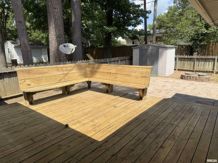 1007 WILLOW Street, Carbondale, Illinois 62901, 2 Bedrooms Bedrooms, 0 ,1 BathroomBathrooms,Residential,For Sale,WILLOW,0,RMAEB459304