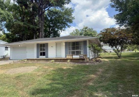 1007 WILLOW Street, Carbondale, Illinois 62901, 2 Bedrooms Bedrooms, 0 ,1 BathroomBathrooms,Residential,For Sale,WILLOW,0,RMAEB459304