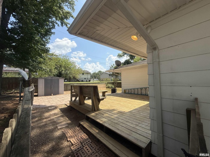 1007 WILLOW Street, Carbondale, Illinois 62901, 2 Bedrooms Bedrooms, 0 ,1 BathroomBathrooms,Residential,For Sale,WILLOW,0,RMAEB459304