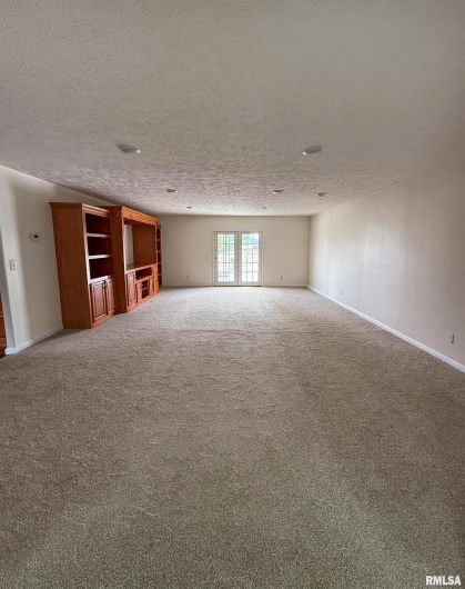8860 Shawnee Hill Road, Shawneetown, Illinois 62946, 3 Bedrooms Bedrooms, 0 ,2 BathroomsBathrooms,Residential,For Sale,Shawnee Hill,0,RMAEB459314