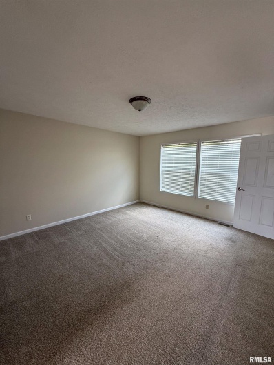 8860 Shawnee Hill Road, Shawneetown, Illinois 62946, 3 Bedrooms Bedrooms, 0 ,2 BathroomsBathrooms,Residential,For Sale,Shawnee Hill,0,RMAEB459314