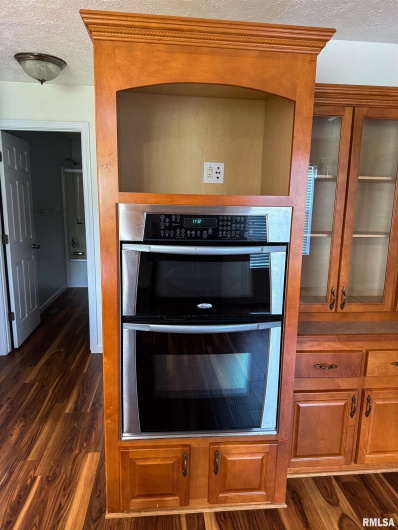 8860 Shawnee Hill Road, Shawneetown, Illinois 62946, 3 Bedrooms Bedrooms, 0 ,2 BathroomsBathrooms,Residential,For Sale,Shawnee Hill,0,RMAEB459314