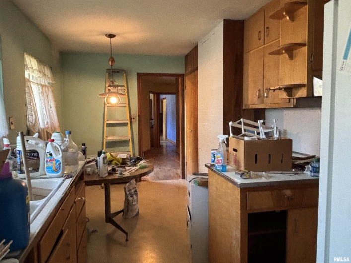 504 GREEN Street, Anna, Illinois 62906, 3 Bedrooms Bedrooms, 0 ,2 BathroomsBathrooms,Residential,For Sale,GREEN,0,RMAEB459315