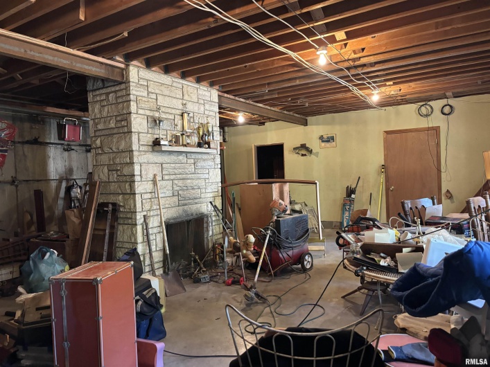 504 GREEN Street, Anna, Illinois 62906, 3 Bedrooms Bedrooms, 0 ,2 BathroomsBathrooms,Residential,For Sale,GREEN,0,RMAEB459315