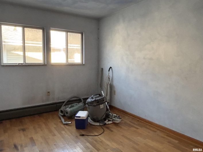 504 GREEN Street, Anna, Illinois 62906, 3 Bedrooms Bedrooms, 0 ,2 BathroomsBathrooms,Residential,For Sale,GREEN,0,RMAEB459315