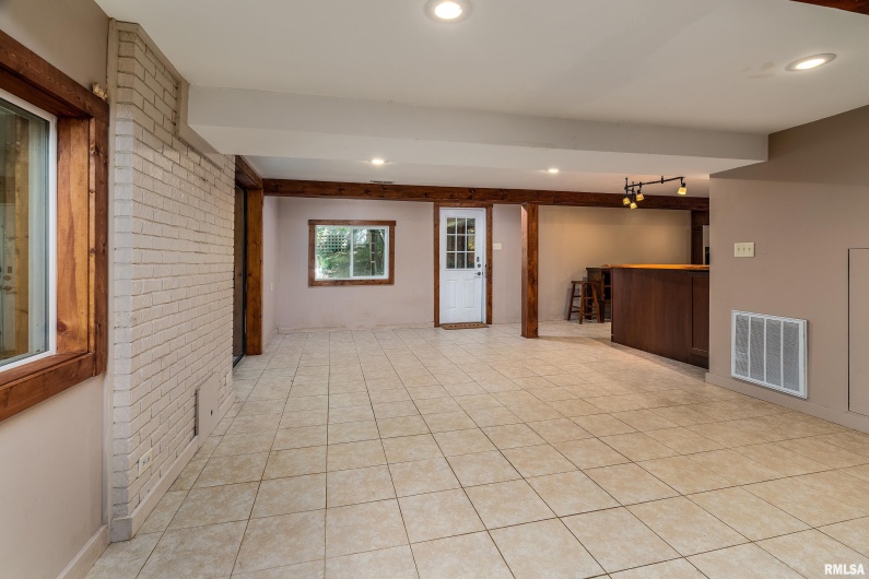 270 Contentment Road, Makanda, Illinois 62958, 4 Bedrooms Bedrooms, 0 ,3 BathroomsBathrooms,Residential,For Sale,Contentment,0,RMAEB459316