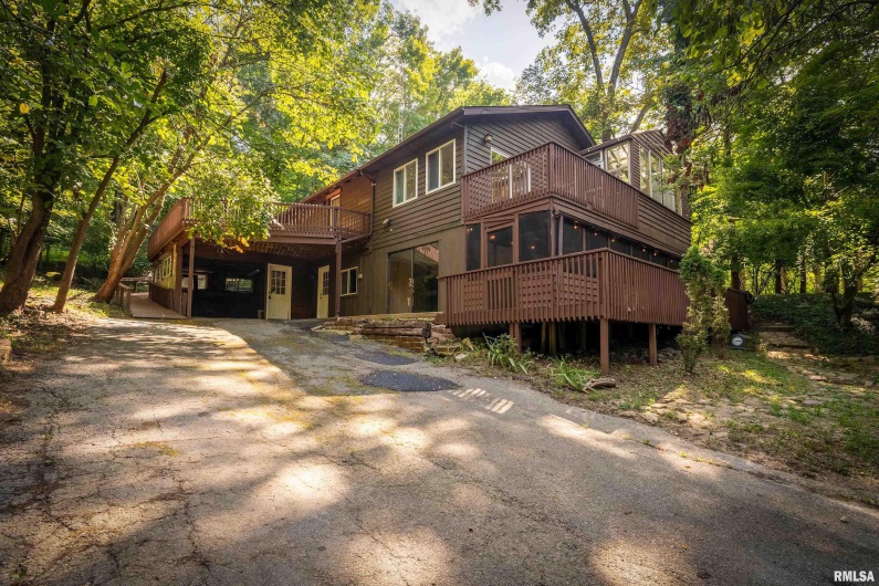 270 Contentment Road, Makanda, Illinois 62958, 4 Bedrooms Bedrooms, 0 ,3 BathroomsBathrooms,Residential,For Sale,Contentment,0,RMAEB459316