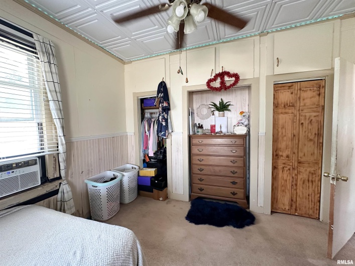 105 27TH Street, Herrin, Illinois 62948, 2 Bedrooms Bedrooms, 0 ,1 BathroomBathrooms,Residential,For Sale,27TH,0,RMAEB459319