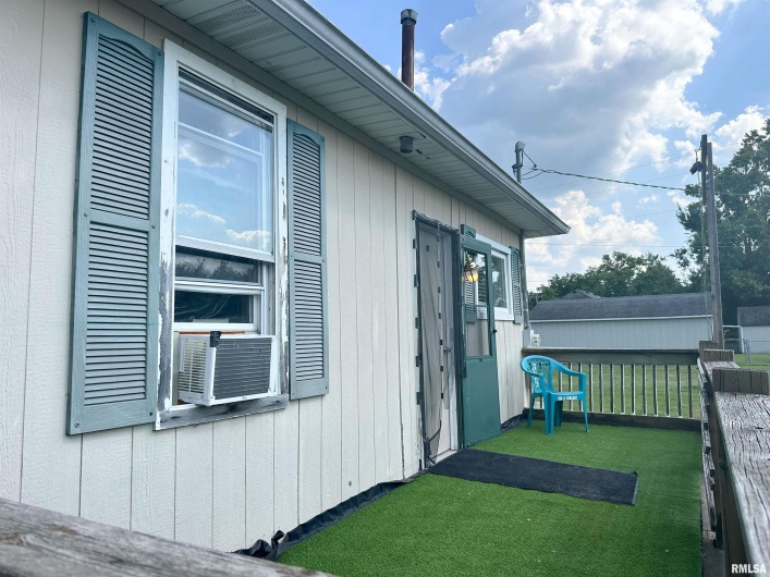 105 27TH Street, Herrin, Illinois 62948, 2 Bedrooms Bedrooms, 0 ,1 BathroomBathrooms,Residential,For Sale,27TH,0,RMAEB459319