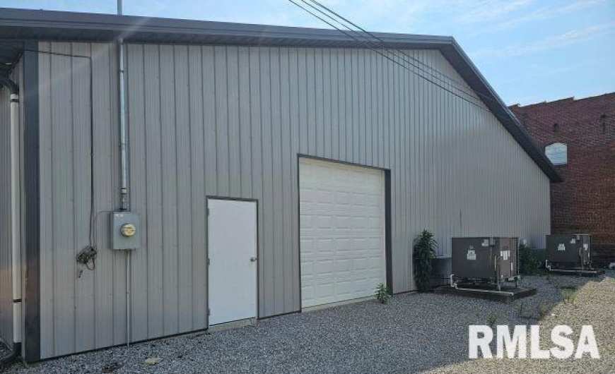 105 MAIN Street, Ridgway, Illinois 62979, 0 , 0 ,0,Commercial Sale,For Sale,MAIN,0,RMAEB459318