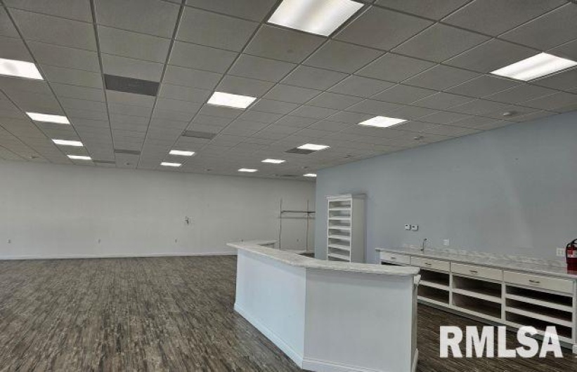 105 MAIN Street, Ridgway, Illinois 62979, 0 , 0 ,0,Commercial Sale,For Sale,MAIN,0,RMAEB459318