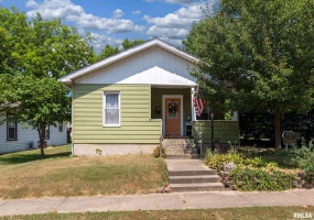 1318 OLIVE Street, Murphysboro, Illinois 62966, 2 Bedrooms Bedrooms, 0 ,1 BathroomBathrooms,Residential,For Sale,OLIVE,0,RMAEB459322