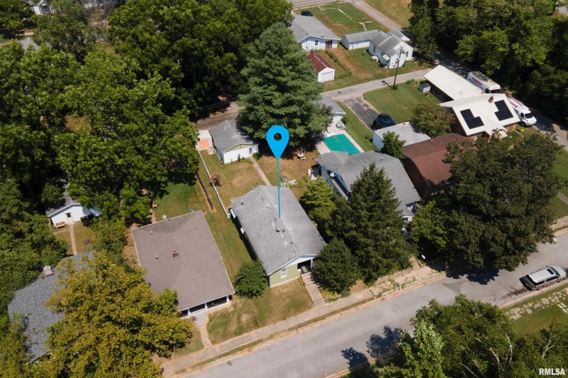 1318 OLIVE Street, Murphysboro, Illinois 62966, 2 Bedrooms Bedrooms, 0 ,1 BathroomBathrooms,Residential,For Sale,OLIVE,0,RMAEB459322
