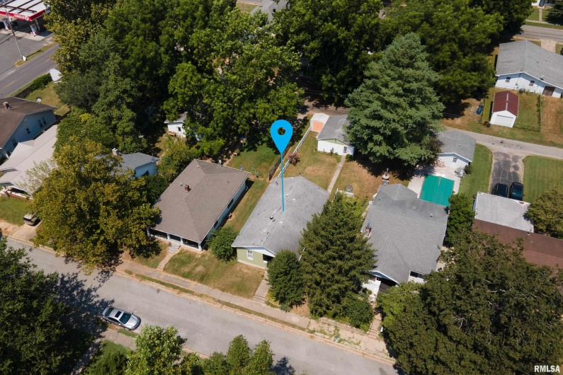 1318 OLIVE Street, Murphysboro, Illinois 62966, 2 Bedrooms Bedrooms, 0 ,1 BathroomBathrooms,Residential,For Sale,OLIVE,0,RMAEB459322