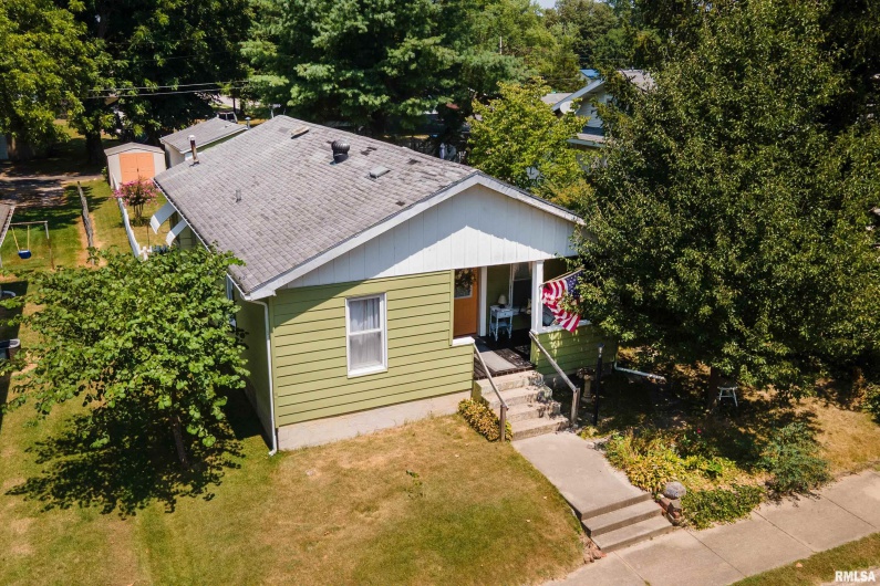 1318 OLIVE Street, Murphysboro, Illinois 62966, 2 Bedrooms Bedrooms, 0 ,1 BathroomBathrooms,Residential,For Sale,OLIVE,0,RMAEB459322