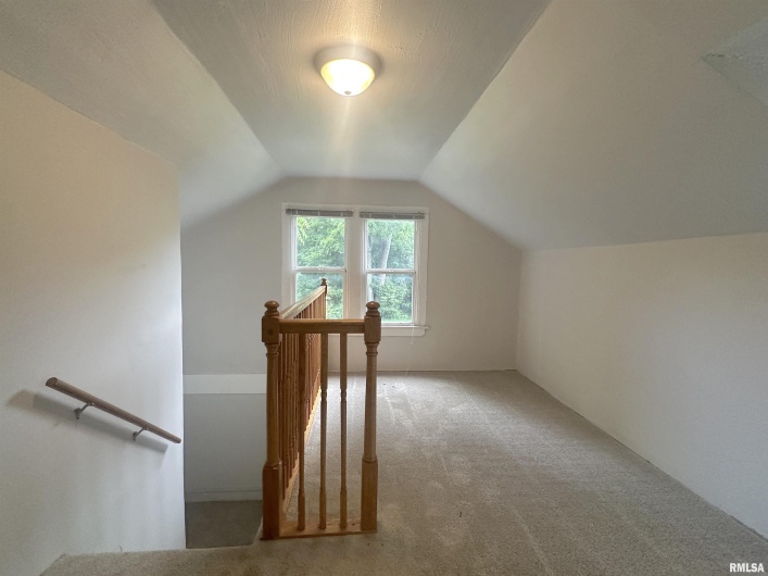 604 WALNUT Street, Carbondale, Illinois 62901, 3 Bedrooms Bedrooms, 0 ,2 BathroomsBathrooms,Residential,For Sale,WALNUT,0,RMAEB458581