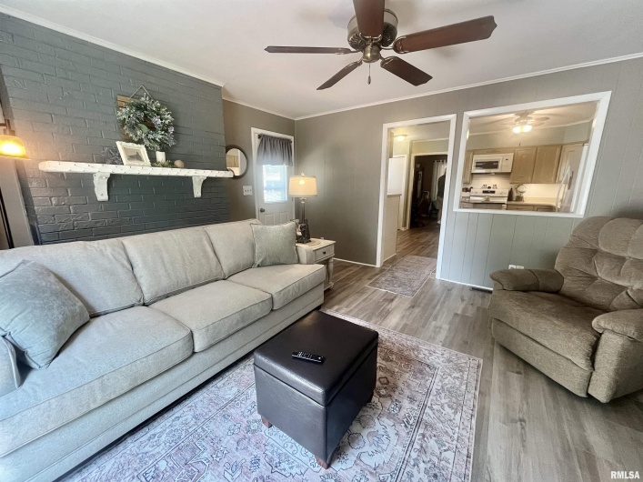 508 HILLCREST Street, Metropolis, Illinois 62960, 3 Bedrooms Bedrooms, 0 ,1 BathroomBathrooms,Residential,For Sale,HILLCREST,0,RMAEB459326