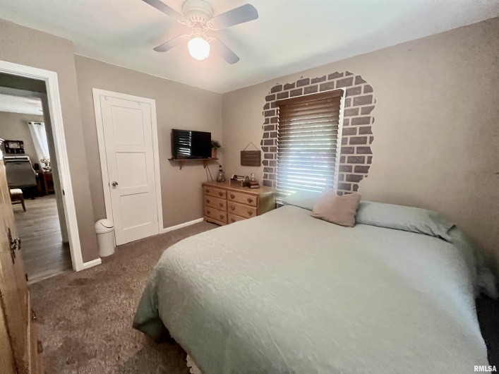 508 HILLCREST Street, Metropolis, Illinois 62960, 3 Bedrooms Bedrooms, 0 ,1 BathroomBathrooms,Residential,For Sale,HILLCREST,0,RMAEB459326