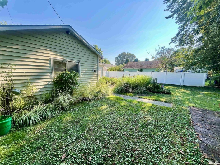 508 HILLCREST Street, Metropolis, Illinois 62960, 3 Bedrooms Bedrooms, 0 ,1 BathroomBathrooms,Residential,For Sale,HILLCREST,0,RMAEB459326