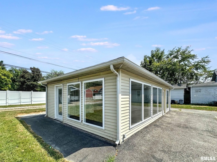 1112 PARK Avenue, Herrin, Illinois 62948, 0 , 0 ,0,Commercial Sale,For Sale,PARK,0,RMAQC4266512
