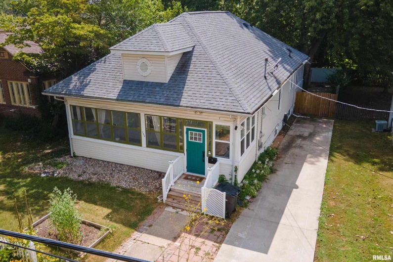 104 SPRINGER Street, Carbondale, Illinois 62901, 1 Bedroom Bedrooms, 0 ,1 BathroomBathrooms,Residential,For Sale,SPRINGER,0,RMAEB459325