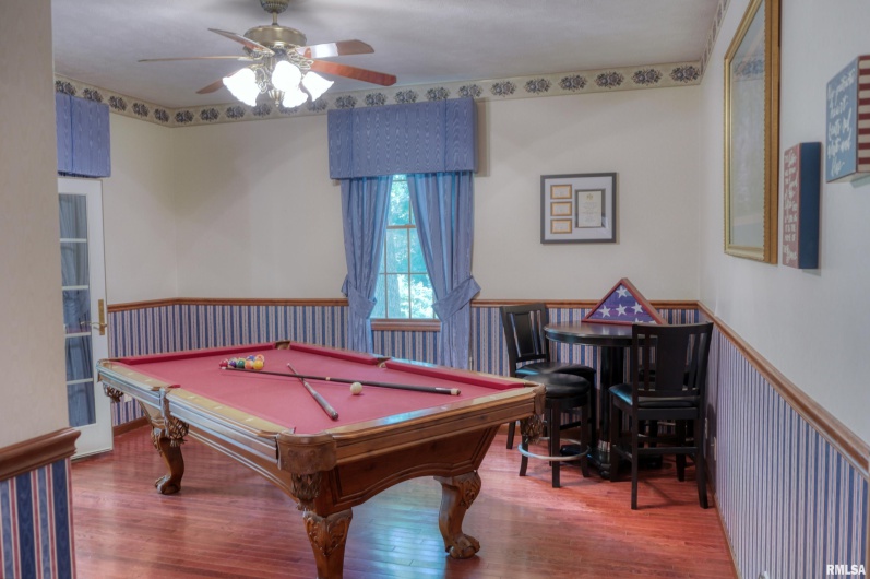 267 BRIAN Avenue, Murphysboro, Illinois 62966, 3 Bedrooms Bedrooms, 0 ,4 BathroomsBathrooms,Residential,For Sale,BRIAN,0,RMAEB459329