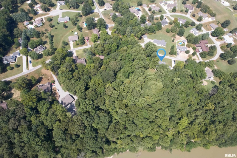 267 BRIAN Avenue, Murphysboro, Illinois 62966, 3 Bedrooms Bedrooms, 0 ,4 BathroomsBathrooms,Residential,For Sale,BRIAN,0,RMAEB459329