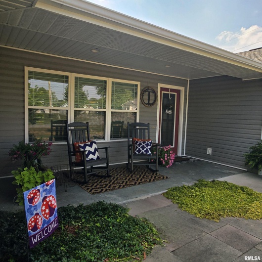 12259 Roseman Court, Carterville, Illinois 62918, 3 Bedrooms Bedrooms, 0 ,2 BathroomsBathrooms,Residential,For Sale,Roseman,0,RMAQC4266527