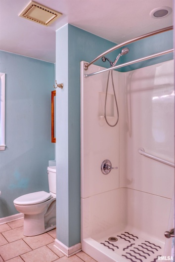 13047 HAWK Lane, Creal Springs, Illinois 62922, 2 Bedrooms Bedrooms, 0 ,2 BathroomsBathrooms,Residential,For Sale,HAWK,0,RMAEB459338